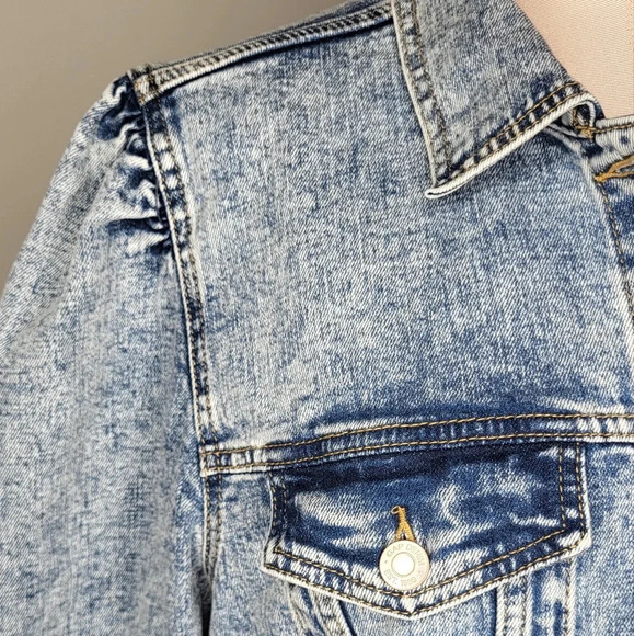 Gap Nwt New Womens Acid Wash Denim Jean Jacket Size XL Tall - Picture 2 of 12